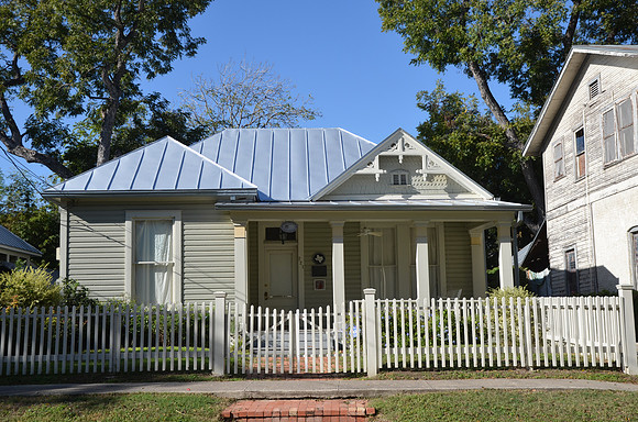 Schulze-Schilo House