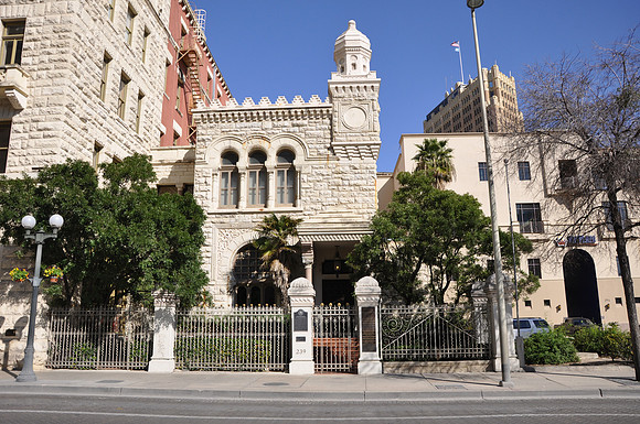 Old San Antonio National Bank Building
