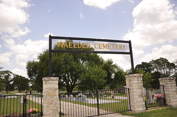 Waelder Cemetery