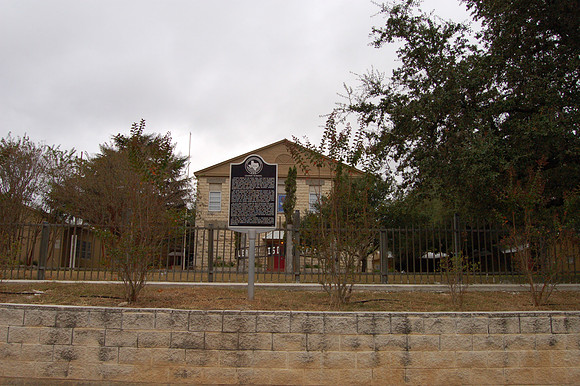 Leakey School