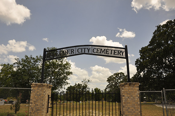 Waelder City Cemetery