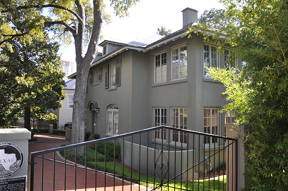 J.W. & Cornelia Scarbrough House
