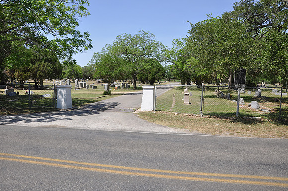 Live Oak Cemetery