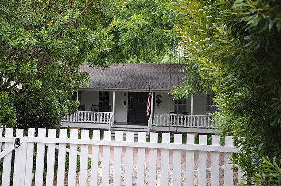 Wells-LaRue House