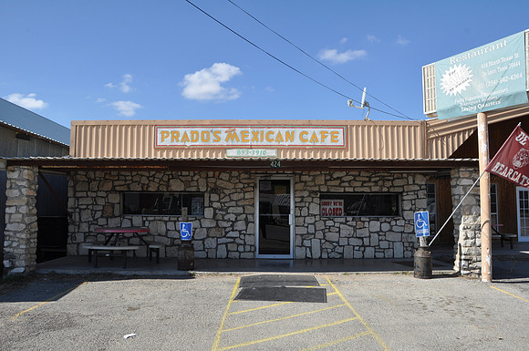 Prado's Mexican Café