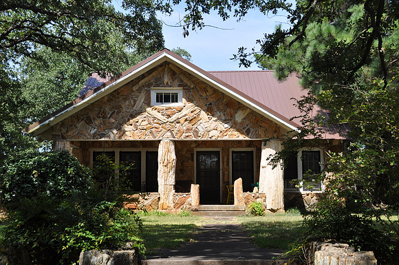 Rock Building - Milam County 0002a