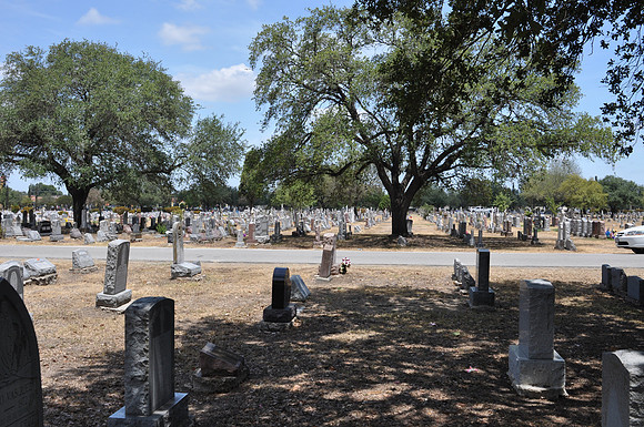 San Fernando II Cemetery