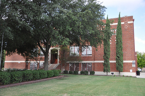 Avenue D School