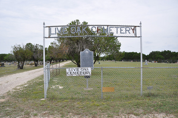 Live Oak Cemetery