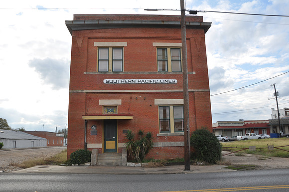 Brenham Depot - 0002