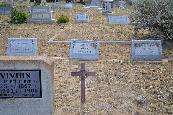 Vivian, Otho Dee