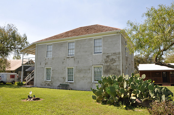 Karnes County Courthouse - Old Helena