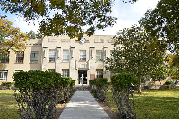 Kimble County Courthouse 0001