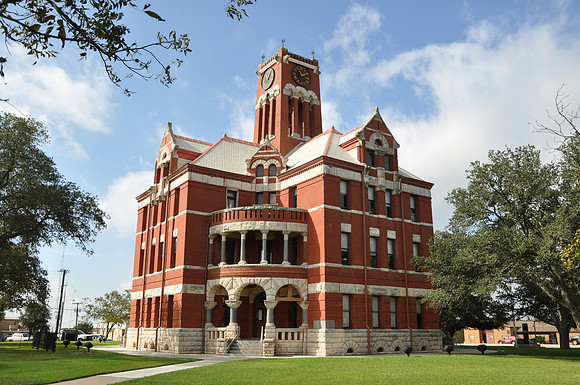 Lee County Courthouse