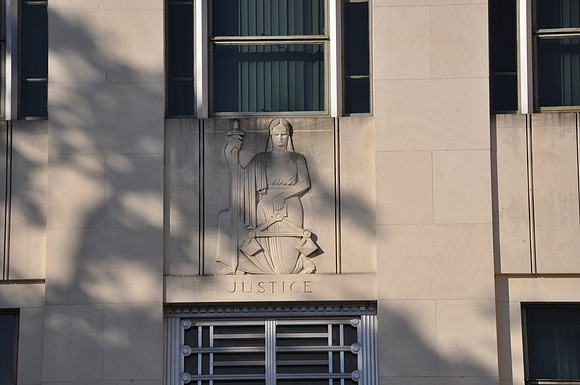Guadalupe County Courthouse 03