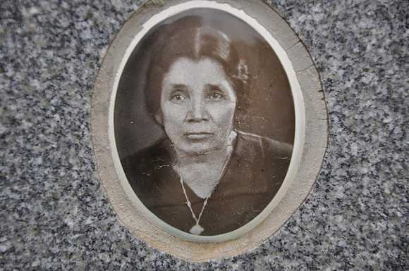 Urquizo, Felipa V.