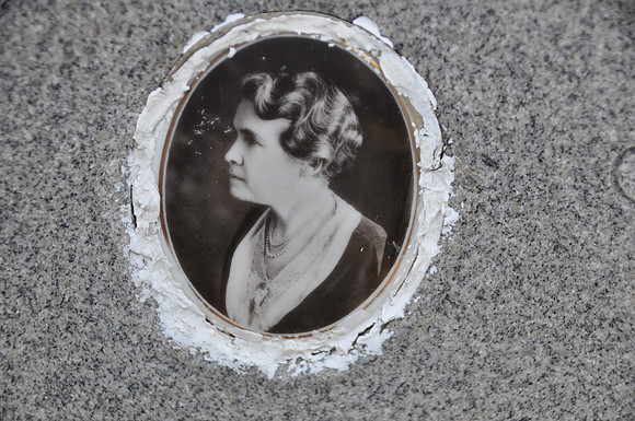 Robertson, Lucy Medora