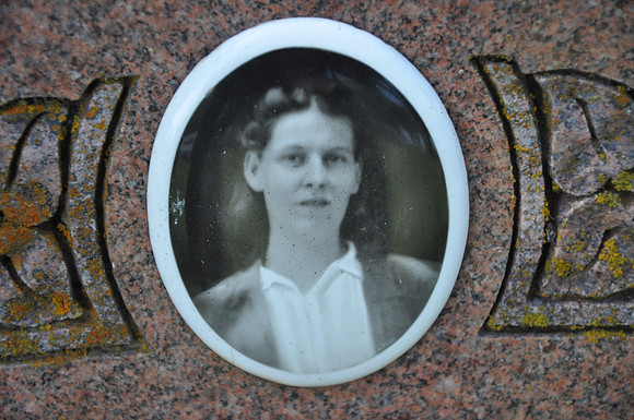 Roberts, Faybell Stevens