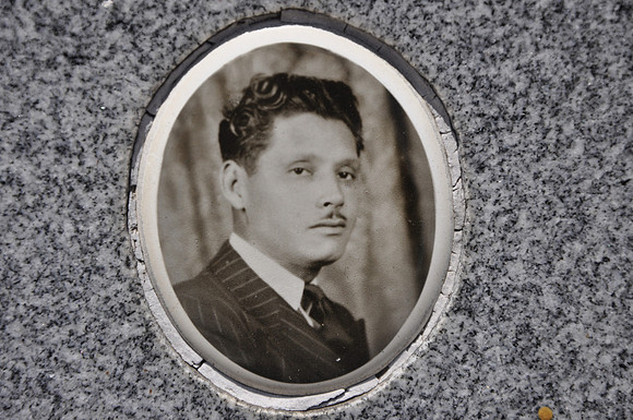 Mainero, Roy R.