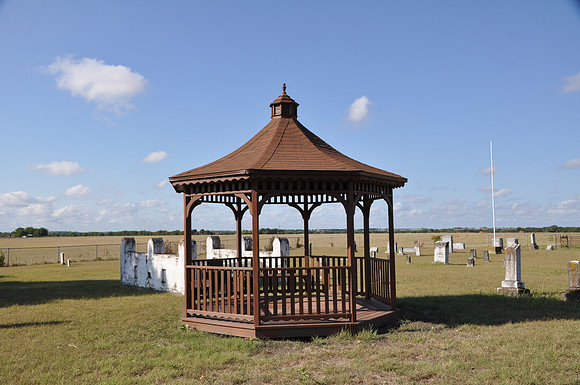 Gazebo - Falls County 0002