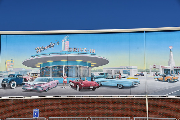 Woody's Classic Cars 0001b