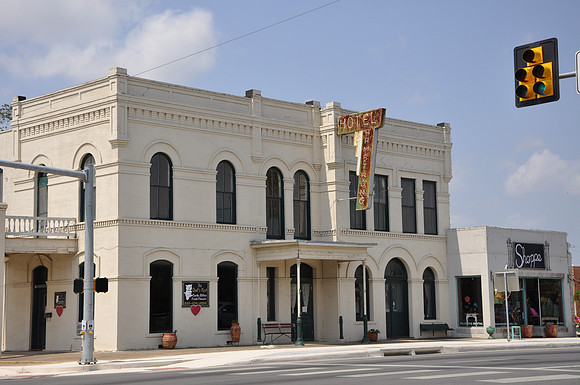 Hotel Armstrong