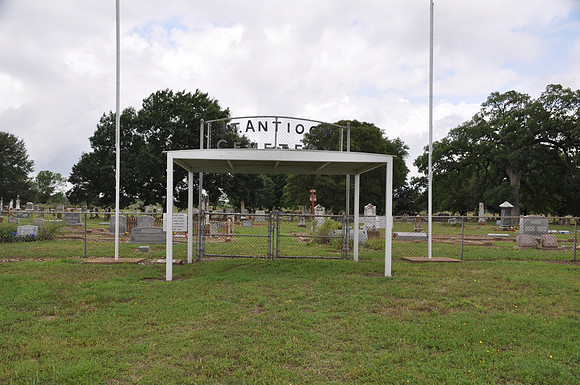 Mt. Antioch Cemetery