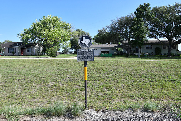 Herder Half Moon Place