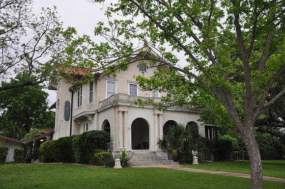 Tucker-Smith House