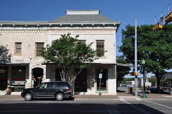 Steele Store-Makemson Hotel Building