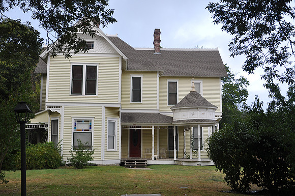 W. Y. Penn Home