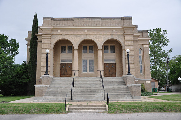 First Presbyterian Church of Taylor