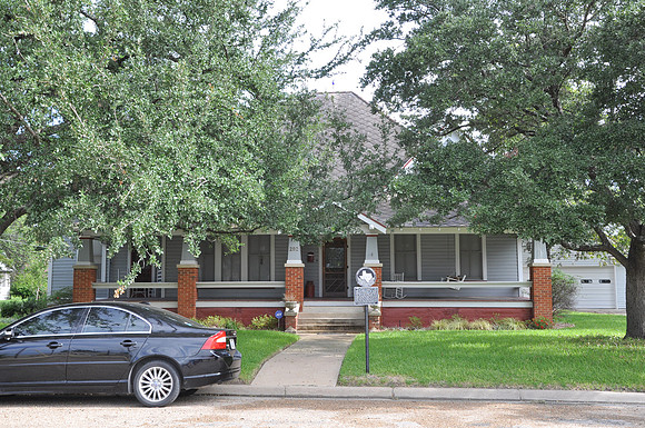 B.J. and Sue Dollar Baskin Home