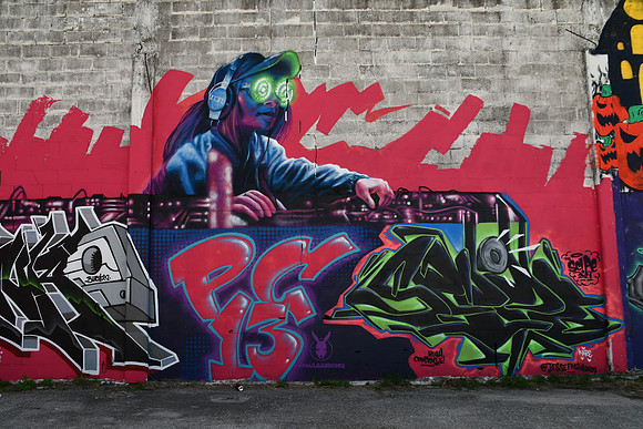 DJ 0001