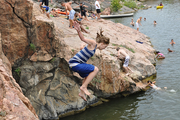 Jumping at Devil's Waterhole 0048