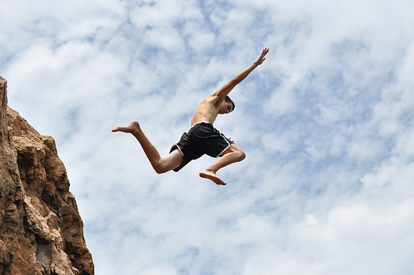 Jumping at Devil's Waterhole 0085