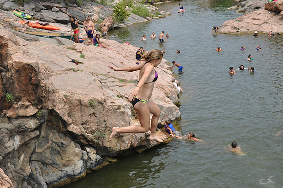 Jumping at Devil's Waterhole 0094