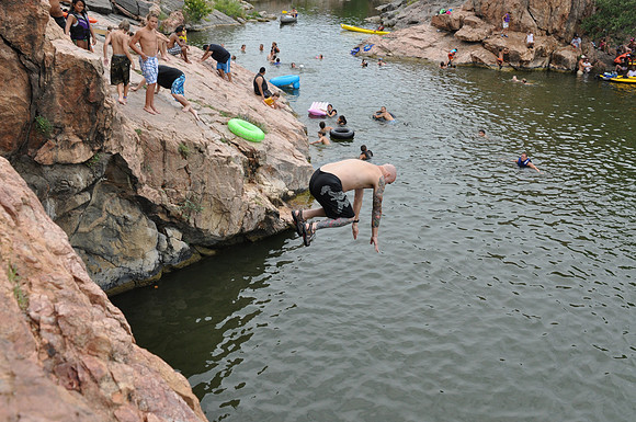 Jumping at Devil's Waterhole 0135