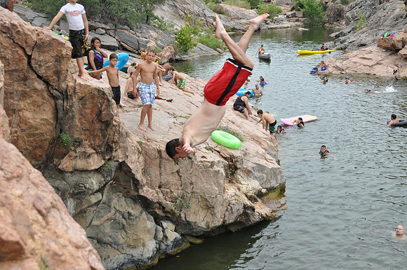 Jumping at Devil's Waterhole 0140