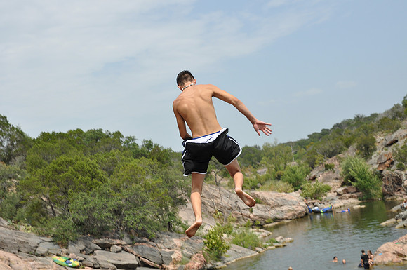 Jumping at Devil's Waterhole 0087