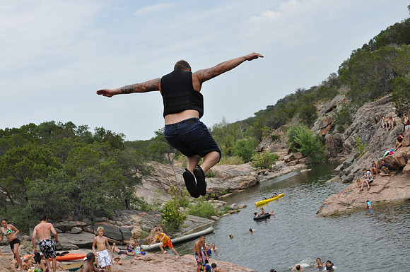 Jumping at Devil's Waterhole 0044