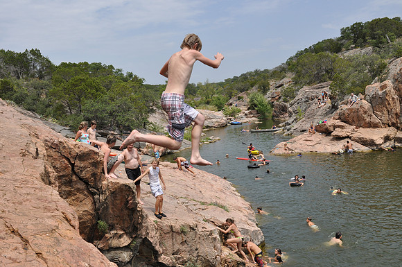 Jumping at Devil's Waterhole 0070