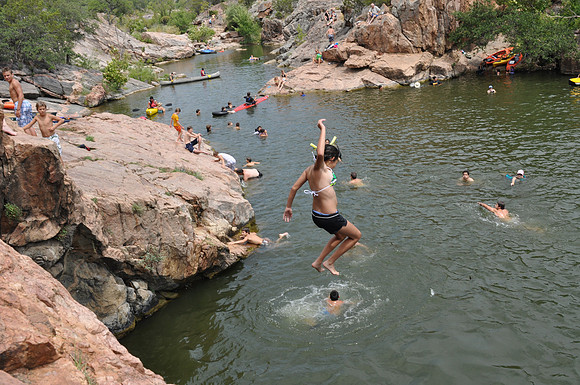 Jumping at Devil's Waterhole 0062