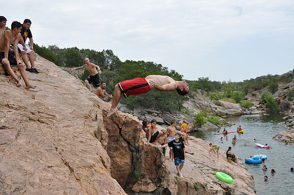 Jumping at Devil's Waterhole 0125