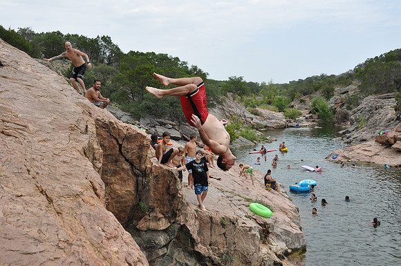 Jumping at Devil's Waterhole 0126