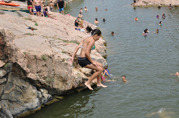 Jumping at Devil's Waterhole 0096