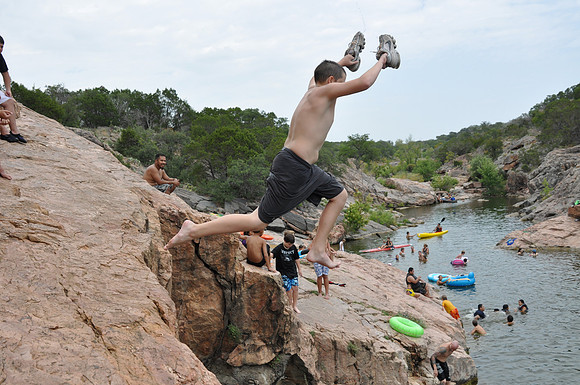 Jumping at Devil's Waterhole 0124