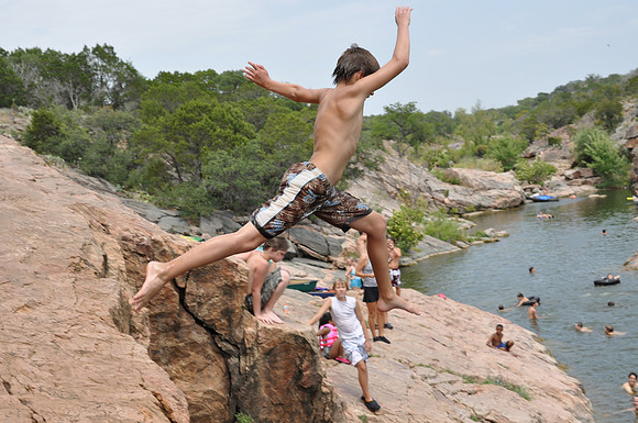 Jumping at Devil's Waterhole 0081