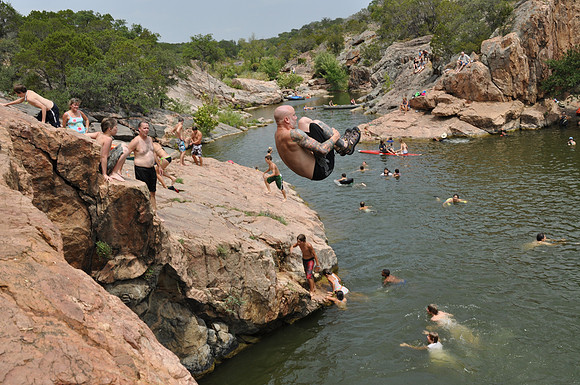 Jumping at Devil's Waterhole 0074