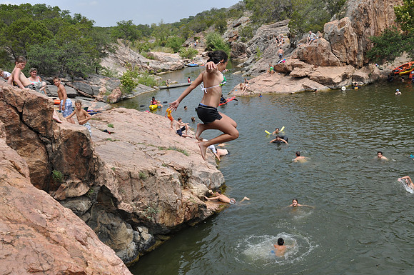 Jumping at Devil's Waterhole 0061
